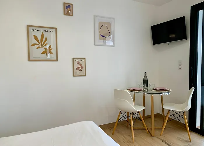 Neuf ポルティシオ